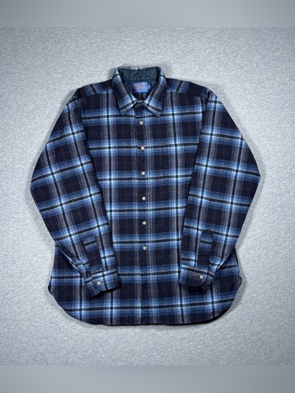 Pendleton Wool Plaid Flannel Button Up Long Sleeve Shirt Mens XL Blue Black 70s